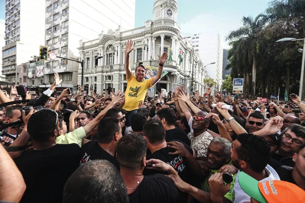BASE - O então deputado na campanha vitoriosa: candidatura atraiu apoio majoritariamente masculino